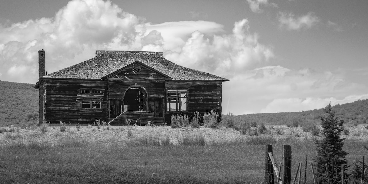 Featured image of post 【自由的基石】11 自由意志主義、積極義務與財產放棄