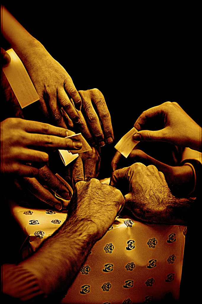 Featured image of post 【譯作】布希與杜卡基斯：在意識形態上形影不離｜Bush And Dukakis: Ideologically Inseparable