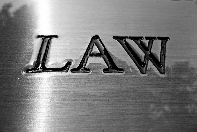 Featured image of post 財產權的理論規則