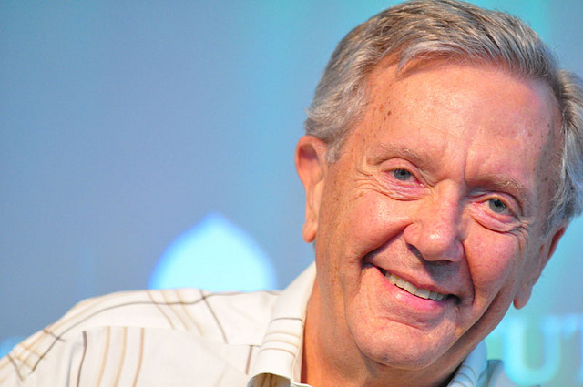 Featured image of post 【譯作】巴比特與稅：勇氣的展現？｜Babbitry And Taxes: A Profile in Courage?