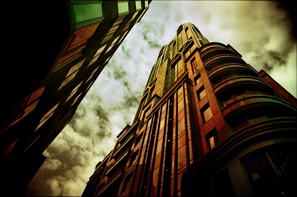 Featured image of post 【譯作】剖析銀行擠兌｜Anatomy Of The Bank Run